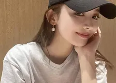 〖新品未使用〗可愛い　洗練 2way パールピアス 小ぶり ゴールド　ピアス キラキラ