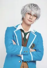 【中古】生写真(男性) 高崎翔太(瀬名泉)/上半身・制服・腕組み・キャラクターショット/舞台「あんさんぶるスターズ!エクストラ・ステージ～Judge of Knights～」トレーディングブロマイド