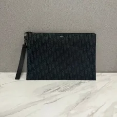 け*ん様 Christian Dior 黒 クラッチバッグ 希少 楽天市場】DIOR HOMME ディオール・オム スター×ローズ ペイント