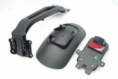 ハスクバーナ　スヴァルトピレン401 純正リアフェンダー(100259/VC111753)　２　新車外し　ボルト無し