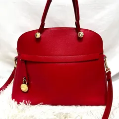 FURLA フルラ　パイパー　piper ミディアム　Mサイズ　レッド　赤　ハンドバッグ　ショルダーバッグ　2way レザー　本革　クロスボディ　斜めがけ