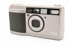 RICOH GR1 GR LENS 28mm F2.8 コンパクト フィルムカメラ シルバー リコー [美品]