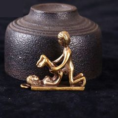 ジョーク キーホルダー 体位 男女 SEX ヌード 性器 男性器 ちんちん ちんこ ペニス セックス 真鍮 ユニーク 縁起物 子宝 f