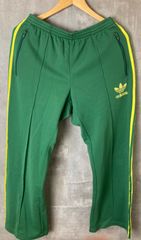 adidas グリーン　黄緑　 ジャージパンツ トラックパンツ　あのちゃん JP2523_db23_hover_model.tiff.jpg