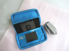 極美品　ニンテンドー　3DS 　ライトブルー　本体　 4GBメモリーカード＆アダプター付き　（ソフトもしまえるケースもおまけ）