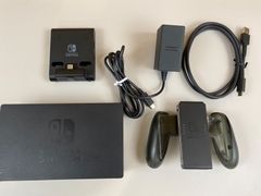 ニンテンドーSwitch ドック　グリップ　スタンド　３点