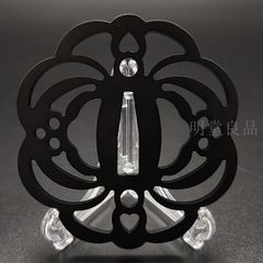 BK0147　日本刀装具　刀鍔　透し　鉄地　透　鍔　刀剣美術　重量：約86G