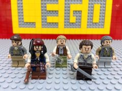 ☆被り物☆ レゴ ミニフィグ用小物 大量100個 帽子 ヘルメット 髪の毛 マント など LEGO シリーズ色々 レゴ⁄LEGO⁄ミニフィグ小物⁄500個以上⁄被り物⁄武器⁄道具⁄パーツ⁄⁄⁄大量