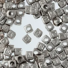 アルファベット　ビーズ　キューブ　銀古美　6mm　300個　AP2351