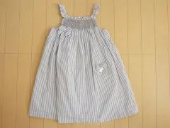 タルティーヌ エ ショコラ タルティーヌエショコラ tartine et chocolat アウトレット 子供服 女の子 120cm ワンピース ストライプ グレー 白 スモッキング ノースリーブ 春 夏 ★3 ガールズ キッズ 【中古】