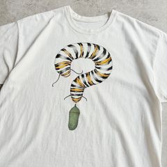 00s Diana Dee Tyler Monarch Metamorphosis Adult Natural 2-Sided T-shirt .D.タイラー ダイアナディータイラー モナーク メタモルフォシス アダルト ナチュラル  Tシャツ 昆虫 アート