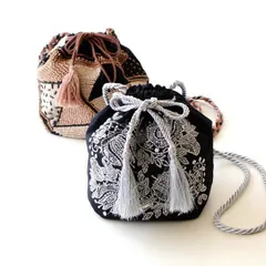 ショルダーバッグ おしゃれ レディース 巾着型 底マチあり 刺繍 布 綿 トートバッグ 肩掛け かばん かわいい ナチュラル 巾着型ショルダーバッグA 2タイプ