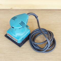 新潟発 makita 防じんミニサンダ BO4550 中古 ハンドツール 電動工具 動作確認済 研磨 研削 サンディング 錆とり 表面仕上げ DIY マキタ