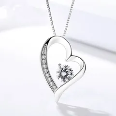 ハート シルバー ネックレス レディース キレイ キラキラ 大人 エレガント ナチュラル パーティー フォーマル イベント ギフト 贈り物 贈りもの 新品
