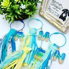 海レジン　イニシャル　タッセル　キーホルダー