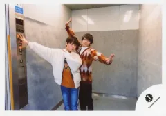 【中古】生写真(ジャニーズ) なにわ男子/藤原丈一郎・大西流星/横型/「関西ジャニーズJr. LIVE 2019 Happy 2year!! ～今年も関ジュとChu Year!!～」オフショット/ジャニーズショップ大阪店 期間限定 公式生写真