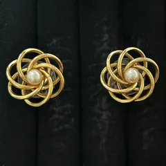 【美品】Monet モネ ヴィンテージ ピアス パール×ゴールド フラワーモチーフ 1017009  Monet Vintage Earrings Pearl Gold Tone Flower Design