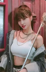 【中古】コレクションカード(女性) TWICE/モモ/左向き・棒持ち/CD「YES or YES」封入特典フォトカード