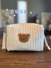 イブル　キルティング　マルチポーチ　くま刺繍