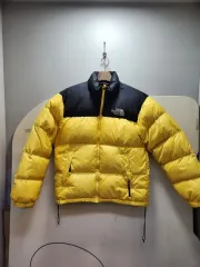 THE NORTH FACE(ザノースフェイス) Nuptse(ヌプシ) 700 黄色 95 サイズ