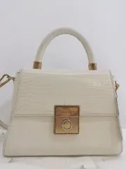 ◎CHARLES & KEITH ハンド ショルダー バッグ E 05458 【1302200005458】