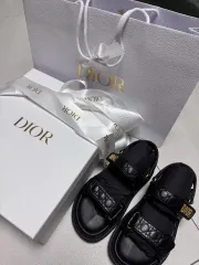 2025年最新】dior サンダル 36の人気アイテム - メルカリ
