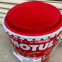 MOTULオリジナルクッション付き オイル空缶 ペール缶 ゴミ箱・椅子・インテリアに DIYなども！