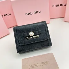 2024年最新】miumiu 財布 パールの人気アイテム - メルカリ