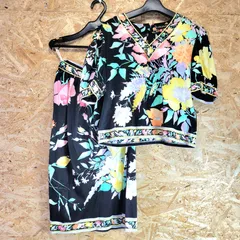 【LEONARD☆セットアップ Mサイズ】レオナール レディース ファッション 花柄 黒 スカート 膝丈 総柄 柄物 春 夏 お洒落 オシャレ 古着のサムネイル