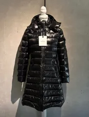 2024年最新】MONCLER 1952 モンクレールの人気アイテム - メルカリ