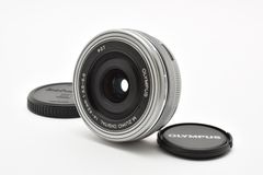 ★外観美品★オリンパス OLYMPUS M.ZUIKO DIGITAL ED 14-42mm F3.5-5.6 EZ シルバー★ LL85#5120