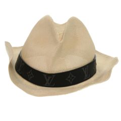 美品 ステラマッカートニー レザー スウェード ブラック 二つ折り財布  