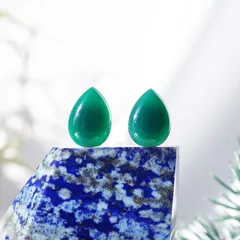 グリーンオニキスの14mmペアシェイプスタッドピアス　～Bette
