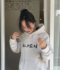 2025年最新】sacai apc パーカーの人気アイテム - メルカリ