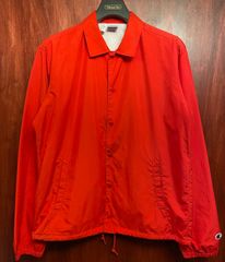MISTERGENTLEMAN × Champion 「IN THE CITY」 バックプリントコーチジャケット レッド Lサイズ