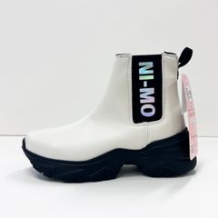 【新品】キッズ　サイドゴア　ブーツ　ニーモ　NM　J118　アイボリー