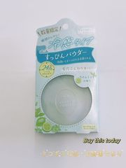 クラブ すっぴんパウダー 薬用 アクネケア ニキビ予防 パフ付き 1個