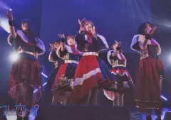 【中古】生写真(女性) コレって恋ですか?/集合(6人)/ライブフォト/DVD「コレって恋ですか? SPRING ONEMAN LIVE 2021 6×LOVE -癒愛みうち卒業ライブ- ＠Zepp Tokyo」封入特典ライブ生写真