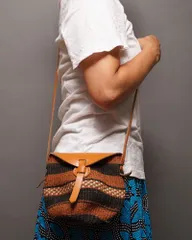 バオバブ　ポシェット　レザーフラップ　No.8　ポーチ　アフリカンバッグ　ケニア