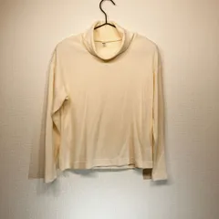 送料無料 UNIQLO ユニクロ アイボリー タートルネック ニット  M