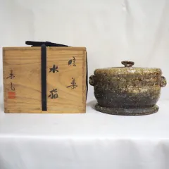【茶道具】宗恵造　蒔絵手桶水指（共箱） 茶道具宗恵造 蒔絵手桶水指（共箱） 幅約22.8㎝ 高さ約