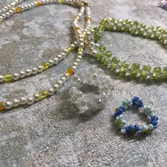 アクセサリー４点セット　ビーズ　ハンドメイド　春色　お花　韓国ファッション　インスタ映え　写真映え