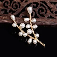 ねこやなぎのブローチ　ホワイトパール 花の枝ネコヤナギ猫柳初春