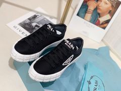 新品 PRADA Re-Nylon ホイール カゼッタ スニーカー2EG323 ブラック