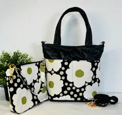 【裁縫ストア・ボヌール】大人かわいい　北欧風あられ花柄ブラック　トートバック　合皮ハート柄キルト　ポーチ/サコッシュ　ショルダーバッグ　ハンドバッグ　親子バッグ　ハンドメイド　ショルダーストラップ　ゴージャス / №500-536