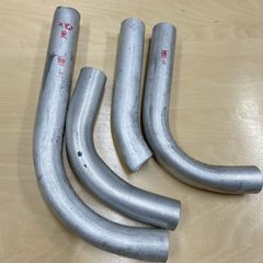【端材】アルミ素材　丸パイプ　厚みはバラバラの端材詰め合わせ　4本