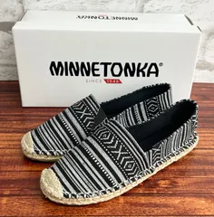 2025年最新】minnetonka ミネトンカモカシン モカシンシューズの