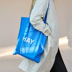 【廃盤】HAY21ss新作青トートバッグ（白ロゴ）【海外購入正規品】