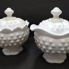 ミルクガラス ホブネイル キャンディポット 蓋付き オールドフェントン