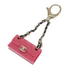 CHANEL ロゴチャーム ピンク　激レア CHANEL ロゴチャーム ピンク 激レア｜Yahoo!フリマ（旧PayPay